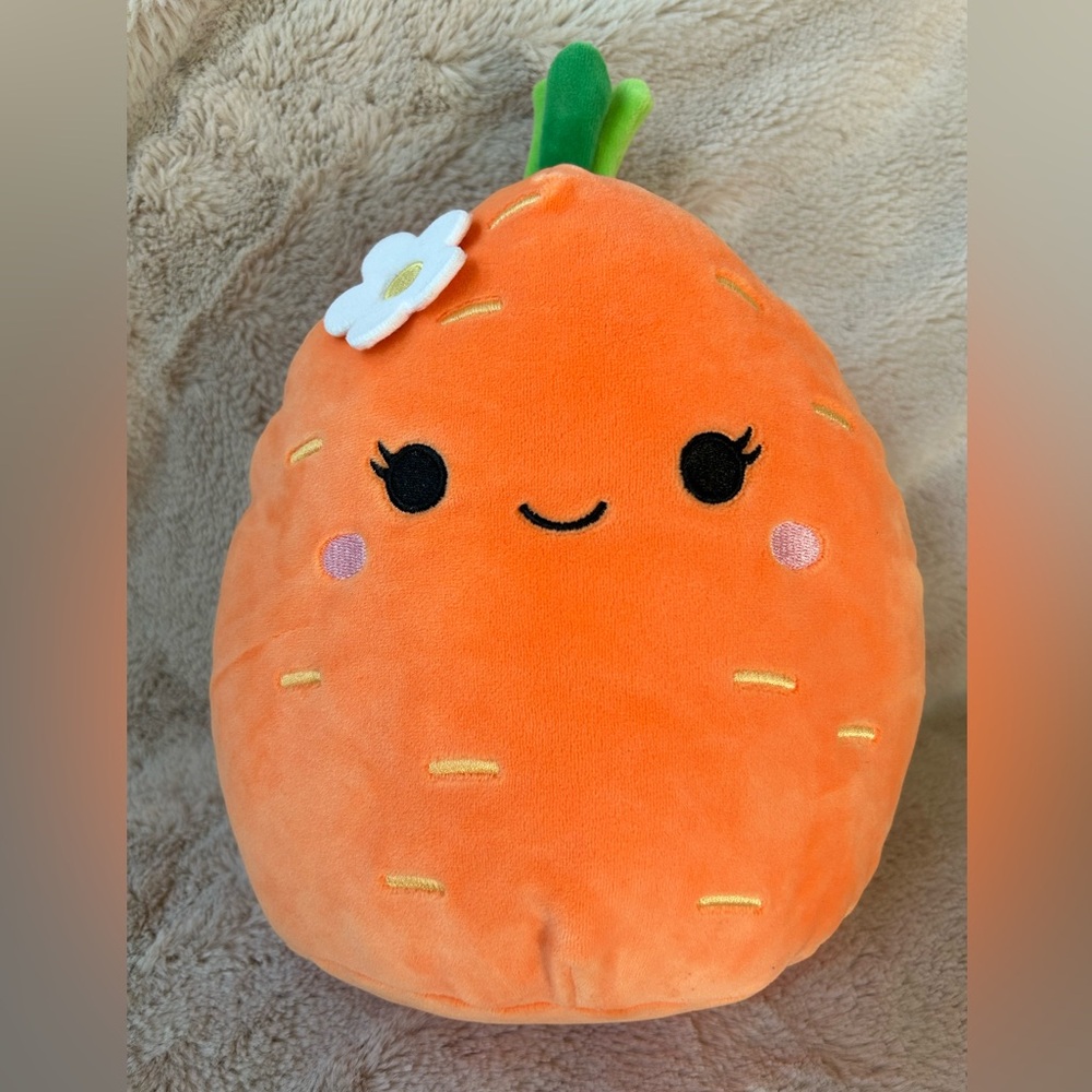 Caroleena the Carrot NWOT Squishmallow